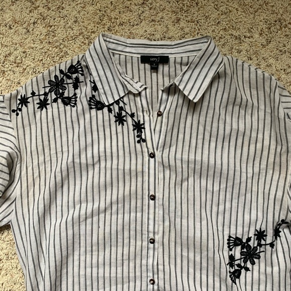 ROOLEE Button Down - Picture 5 of 6